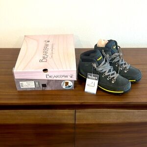 BRAND NEW Bearpaw Kalalau Waterproof Boots